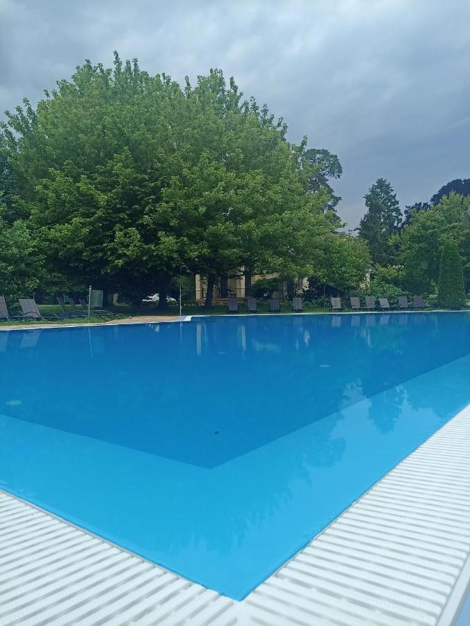 Appartement Kastelo Teraso Золочань Екстер'єр фото