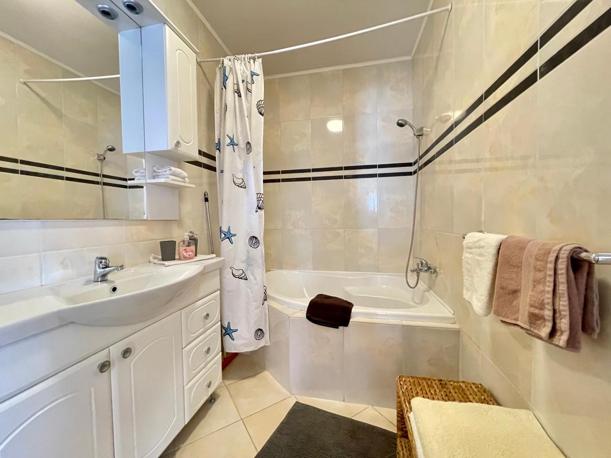 Appartement Kastelo Teraso Золочань Екстер'єр фото