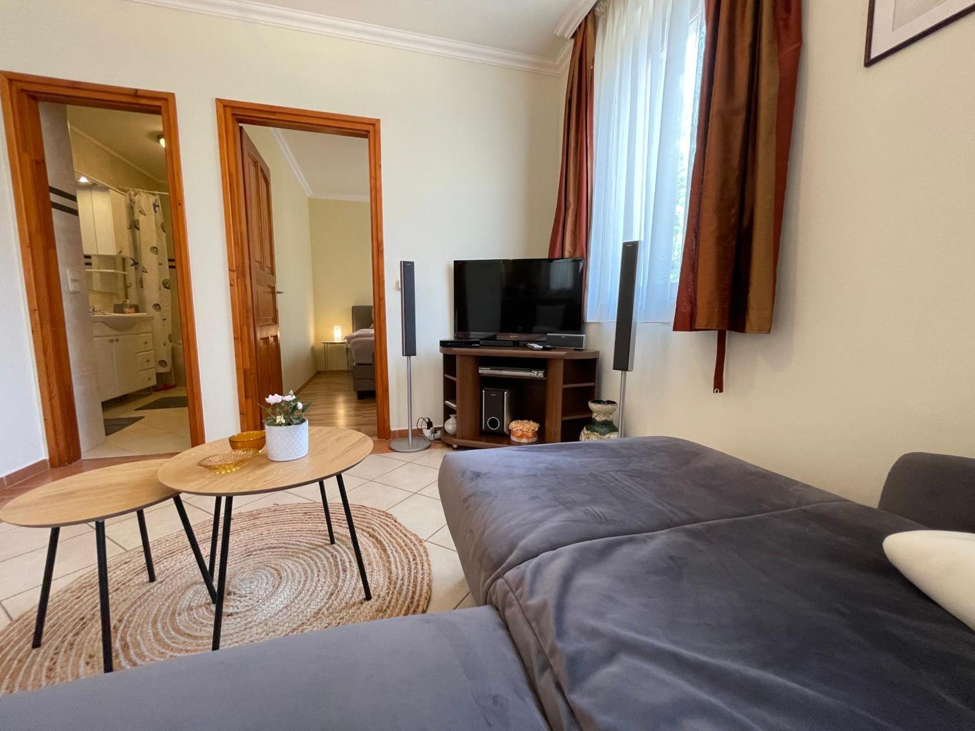 Appartement Kastelo Teraso Золочань Екстер'єр фото